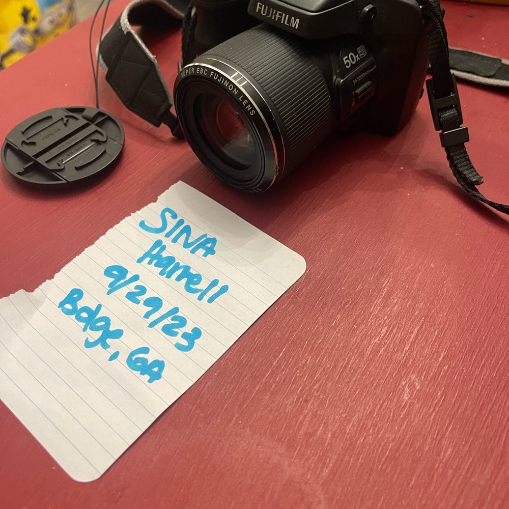 Fujifilm FinePix SL1000